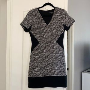 Black and white Banana Republic dress
